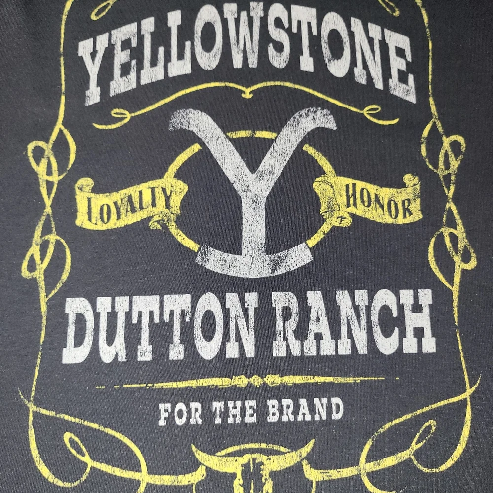 Yellowstone Ranch Tee Small - Picture 2 of 3